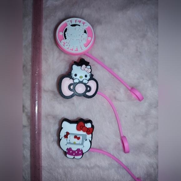 Hello Kitty straw caps - Picture 2 of 3